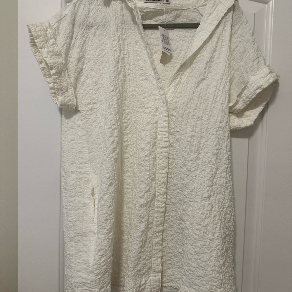 Abercrombie & Fitch Cream Textured Dress